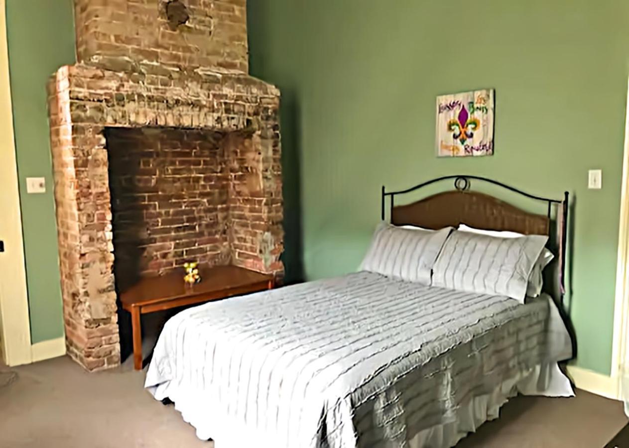 Historic Viavant Cottage - Jazz Fest/Fairgrounds 뉴올리언스 외부 사진
